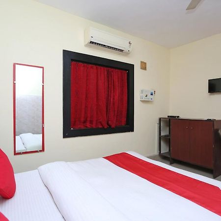 Oyo 5719 Hotel Jannat Palace Bhubaneswar Buitenkant foto