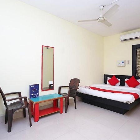 Oyo 5719 Hotel Jannat Palace Bhubaneswar Buitenkant foto